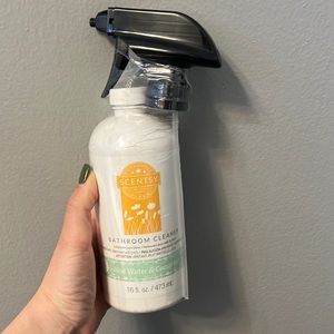Scentsy bathroom cleaner
